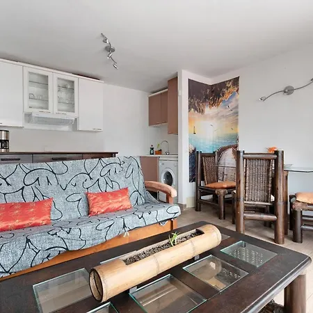 Tropical Piso Ana Con Palmera Apartment